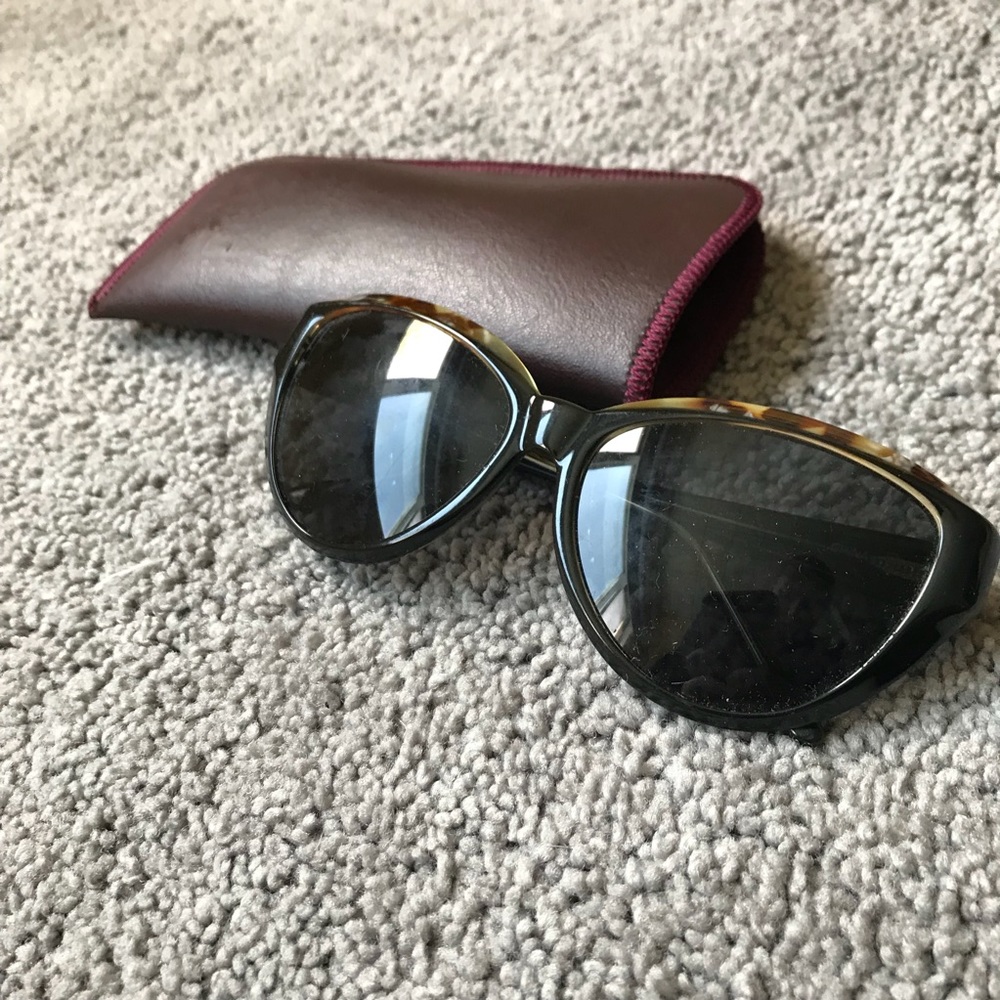 VTG 80s | Tortoise Sunglasses